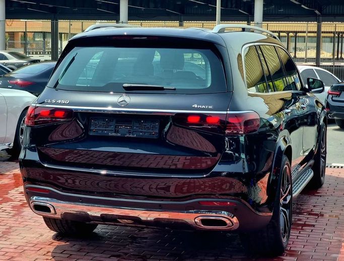 New Mercedes-Benz GLS 450 II (X167) Facelift, 3.0 l, 2025 in Dubai by Auto Gallery DXB, Black color. GCC Specs | AUTO.AE