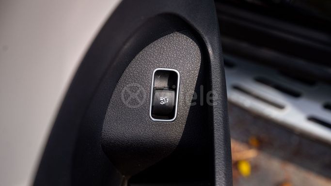 Новый Mercedes-Benz GLS 450 II (X167) Рестайлинг, 3.0 л, 2023 в Дубае от Milele Черный цвет. Other | AUTO.AE