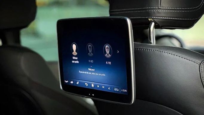 Подержанный Mercedes-Benz GLS 580 II (X167) Рестайлинг, 4.0 л, 2024 в Дубае от MBA Motors Белый цвет. Other | AUTO.AE