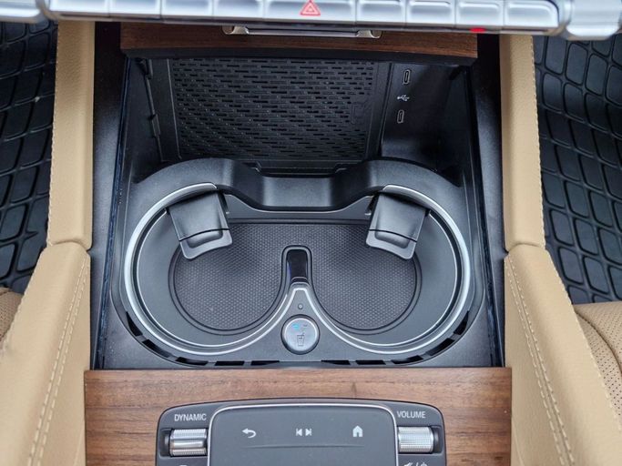 Новый Mercedes-Benz GLS 450 II (X167) Рестайлинг, 3.0 л, 2025 в Дубае от Allied Motors Черный цвет. Other | AUTO.AE