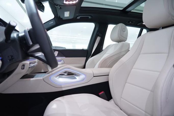 Used Mercedes-Benz GLS 450 II (X167) Facelift, 3.0 l, 2024 in Dubai by Oscar Motors, Black color. GCC Specs | AUTO.AE