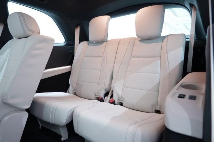 Used Mercedes-Benz GLS 450 II (X167) Facelift, 3.0 l, 2024 in Dubai by Oscar Motors, Black color. GCC Specs | AUTO.AE