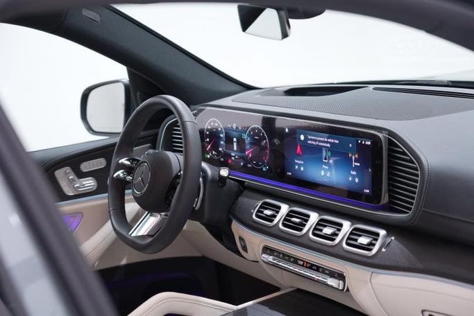 Used Mercedes-Benz GLS 450 II (X167) Facelift, 3.0 l, 2024 in Dubai by Oscar Motors, Black color. GCC Specs | AUTO.AE