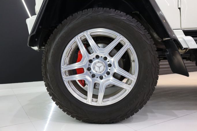 Used Mercedes-Benz Maybach G 650 Landaulet I, 6.0 l, 2018 in Dubai by Sanam Cars, White color. GCC Specs | AUTO.AE