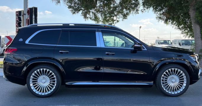 Used Mercedes-Benz Maybach GLS 600 I Facelift, 4.0 l, 2023 in Dubai by Saeed Auto, Black color. Japanese Specs | AUTO.AE