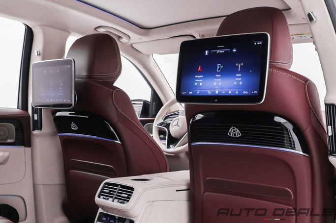 جديدة Mercedes-Benz Maybach GLS 600 أنا شد الوجه, 4.0 l, 2025 في في دبي من AUTO DEALS، اللون أسود. المواصفات الأوروبية | AUTO.AE