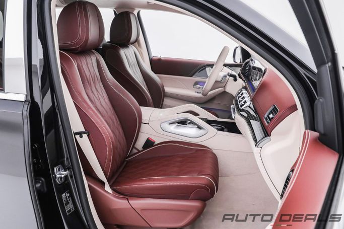 جديدة Mercedes-Benz Maybach GLS 600 أنا شد الوجه, 4.0 l, 2025 في في دبي من AUTO DEALS، اللون أسود. المواصفات الأوروبية | AUTO.AE