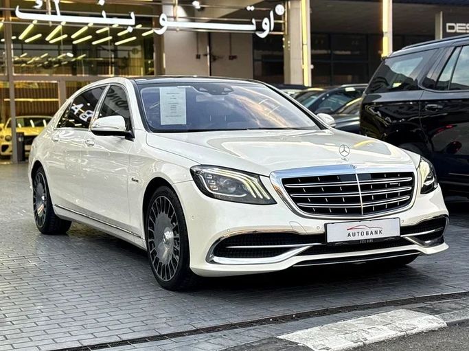 Used Mercedes-Benz Maybach S-Class 560 I (X222) Facelift, 4.0 l, 2018 in Dubai by Auto Bank Motors, White color. European Specs | AUTO.AE