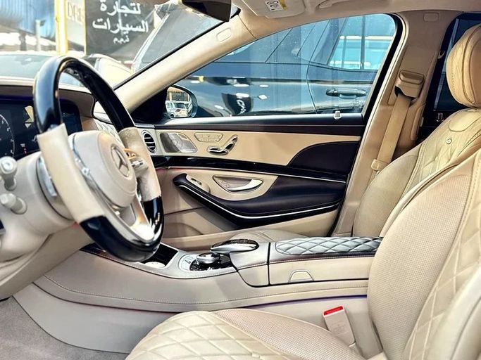 Used Mercedes-Benz Maybach S-Class 560 I (X222) Facelift, 4.0 l, 2018 in Dubai by Auto Bank Motors, White color. European Specs | AUTO.AE