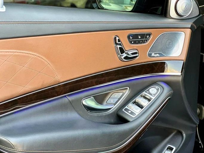 Used Mercedes-Benz Maybach S-Class 650 I (X222) Facelift, 6.0 l, 2018 in Dubai by Auto Bank Motors, Black color. Korean Specs | AUTO.AE