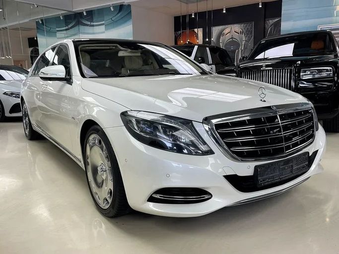 Used Mercedes-Benz Maybach S-Class 600 I (X222), 6.0 l, 2015 in Dubai by Space Motors, White color. GCC Specs | AUTO.AE
