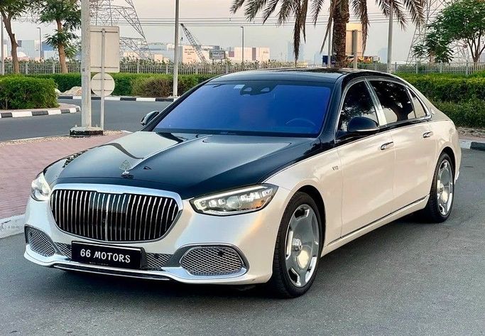 Подержанный Mercedes-Benz Maybach S-Class 680 II (Z223), 6.0 л, 2022 в Дубае от 66 Motors Белый цвет. Корейская | AUTO.AE