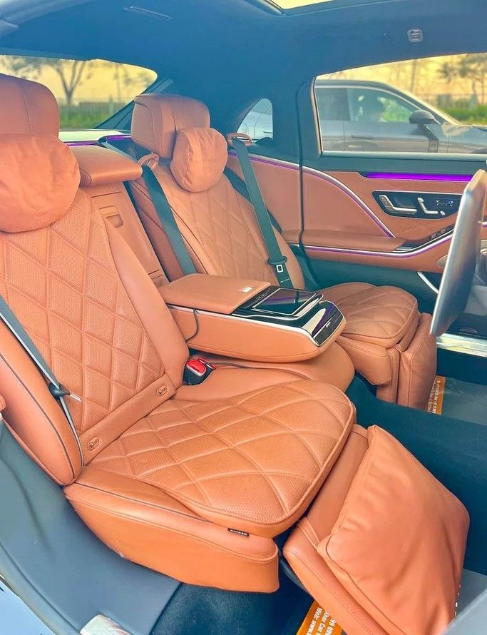 Подержанный Mercedes-Benz Maybach S-Class 680 II (Z223), 6.0 л, 2022 в Дубае от 66 Motors Белый цвет. Корейская | AUTO.AE