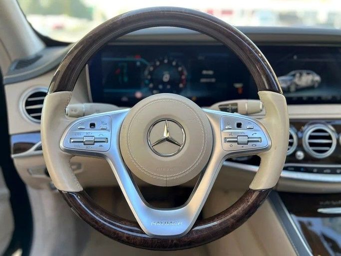 Подержанный Mercedes-Benz Maybach S-Class 560 I (X222) Рестайлинг, 4.0 л, 2018 в Дубае от Best Car Серый цвет. Японская | AUTO.AE