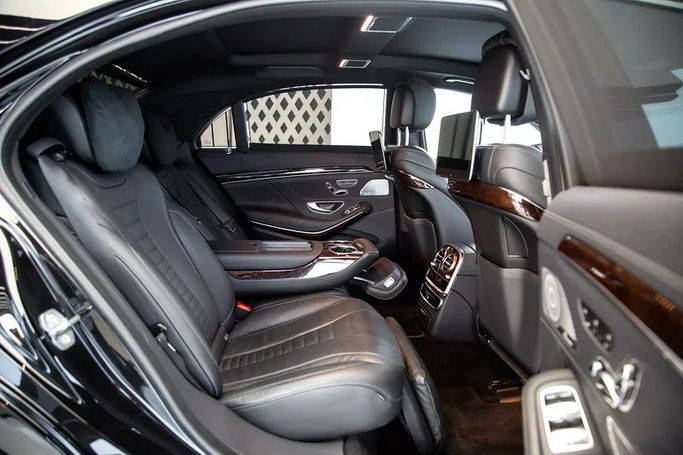 Used Mercedes-Benz Maybach S-Class 560 I (X222) Facelift, 4.0 l, 2020 in Dubai by Exotic Cars, Black color. Other | AUTO.AE