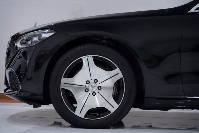 New Mercedes-Benz Maybach S-Class 480 II (Z223), 3.0 l, 2024 in Dubai by Oscar Motors, Black color. Chinese Specs | AUTO.AE