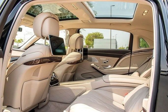 Used Mercedes-Benz Maybach S-Class 560 I (X222) Facelift, 4.0 l, 2020 in Dubai by Global Network Motors , Black color. Japanese Specs | AUTO.AE