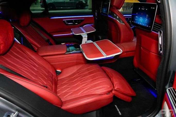 New Mercedes-Benz S-Class AMG 63 e AMG Long IV (W223), 4.0 l, 2023 in Dubai by Fakhoury, Silver color. European Specs | AUTO.AE