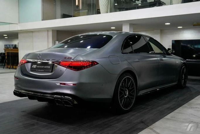 New Mercedes-Benz S-Class AMG 63 e AMG Long IV (W223), 4.0 l, 2023 in Dubai by Fakhoury, Silver color. European Specs | AUTO.AE