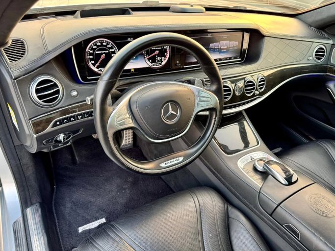 Used Mercedes-Benz S-Class AMG 63 AMG III (W222, C217), 5.5 l, 2015 in Dubai by Saeed Auto, Silver color. Japanese Specs | AUTO.AE