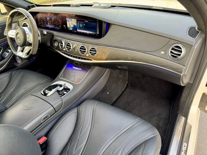 Used Mercedes-Benz S-Class AMG 63 AMG III (W222, C217) Facelift, 4.0 l, 2018 in Dubai by Saeed Auto, White color. Japanese Specs | AUTO.AE