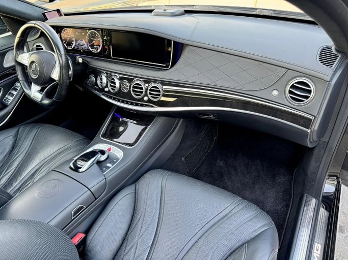 Used Mercedes-Benz S-Class AMG 63 AMG III (W222, C217), 5.5 l, 2017 in Dubai by Saeed Auto, Black color. Japanese Specs | AUTO.AE