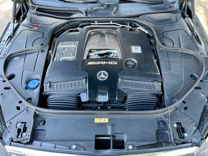 Used Mercedes-Benz S-Class AMG 63 AMG Long III (W222, C217) Facelift, 4.0 l, 2018 in Dubai by Saeed Auto, Grey color. Japanese Specs | AUTO.AE