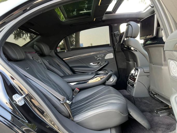 Подержанный Mercedes-Benz S-Class AMG 63 AMG III (W222, C217), 5.5 л, 2015 в Дубае от Saeed Auto Черный цвет. Японская | AUTO.AE