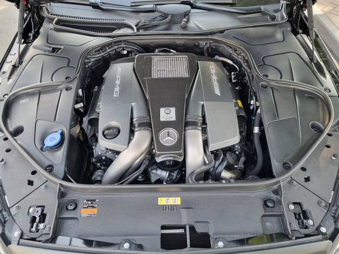Used Mercedes-Benz S-Class AMG 63 AMG III (W222, C217), 5.5 l, 2015 in Dubai by Saeed Auto, Black color. Japanese Specs | AUTO.AE