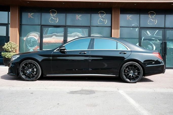 Used Mercedes-Benz S-Class AMG 63 AMG III (W222, C217), 5.5 l, 2016 in Dubai by 8 Ba Motors, Black color. European Specs | AUTO.AE