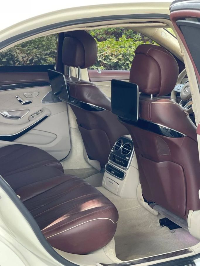 Подержанный Mercedes-Benz S-Class AMG 63 AMG Long III (W222, C217) Рестайлинг, 4.0 л, 2018 в Дубае от Carbon Cars Белый цвет. GCC | AUTO.AE