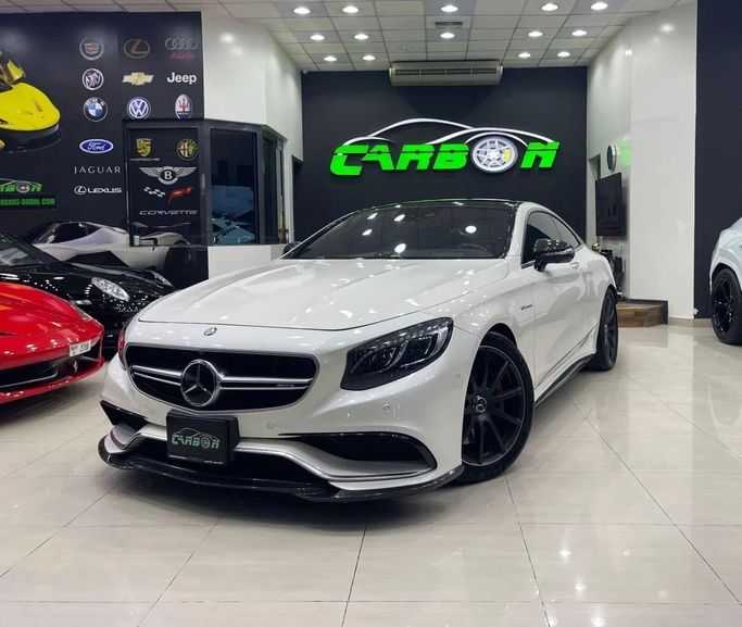 Подержанный Mercedes-Benz S-Class AMG 63 AMG III (W222, C217), 5.5 л, 2015 в Дубае от Carbon Cars Белый цвет. GCC | AUTO.AE