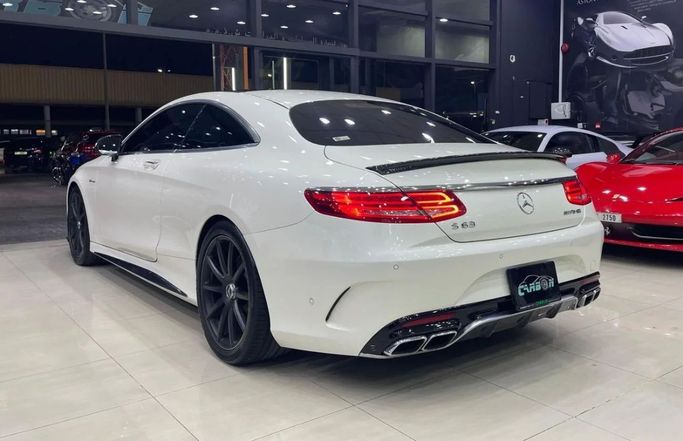 Подержанный Mercedes-Benz S-Class AMG 63 AMG III (W222, C217), 5.5 л, 2015 в Дубае от Carbon Cars Белый цвет. GCC | AUTO.AE