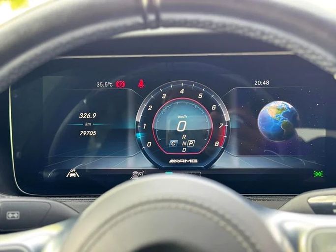 Подержанный Mercedes-Benz S-Class AMG 63 AMG Long III (W222, C217) Рестайлинг, 4.0 л, 2018 в Дубае от Mirza Automobile FZE Серебристый цвет. Японская | AUTO.AE