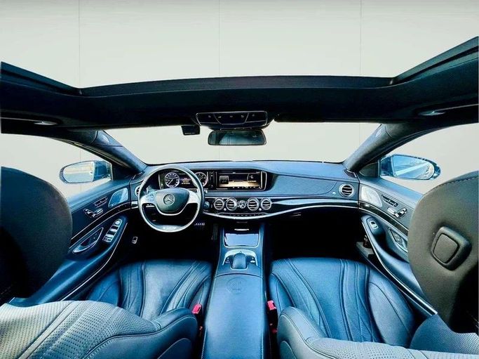 Подержанный Mercedes-Benz S-Class AMG 63 AMG III (W222, C217), 5.5 л, 2015 в Дубае от Mirza Automobile FZE Черный цвет. Японская | AUTO.AE