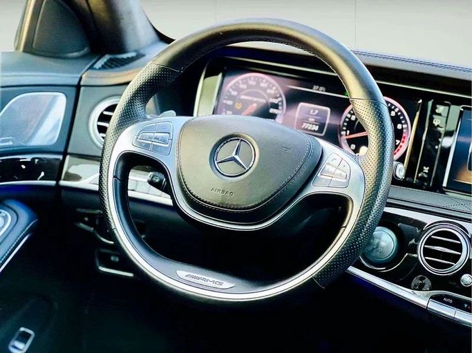 Подержанный Mercedes-Benz S-Class AMG 63 AMG III (W222, C217), 5.5 л, 2015 в Дубае от Mirza Automobile FZE Черный цвет. Японская | AUTO.AE