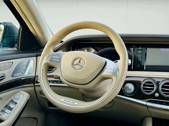 Подержанный Mercedes-Benz S-Class AMG 63 AMG III (W222, C217), 5.5 л, 2014 в Дубае от Mirza Automobile FZE Серебристый цвет. Японская | AUTO.AE