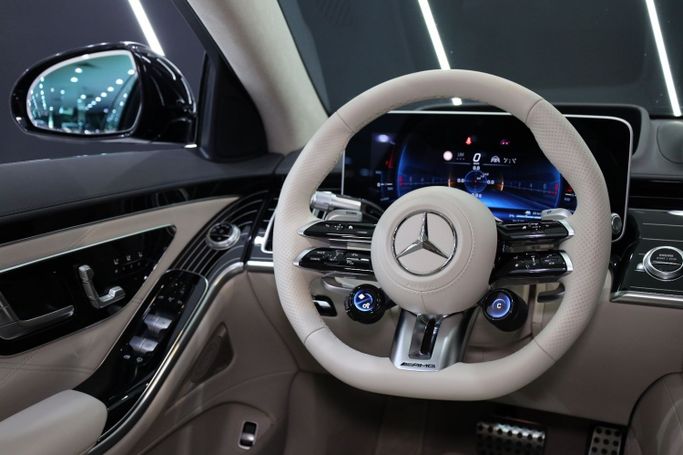 Used Mercedes-Benz S-Class AMG 63 e AMG Long IV (W223), 4.0 l, 2024 in Dubai by Sanam Cars, Black color. GCC Specs | AUTO.AE