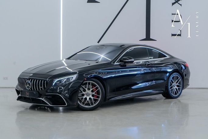 Подержанный Mercedes-Benz S-Class AMG 63 AMG III (W222, C217) Рестайлинг, 4.0 л, 2019 в Дубае от A1 Luxury Motors Черный цвет. Европейская | AUTO.AE