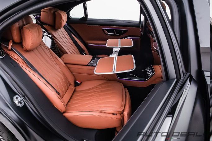 Новый Mercedes-Benz S-Class AMG 63 e AMG Long IV (W223), 4.0 л, 2025 в Дубае от AUTO DEALS Синий цвет. Европейская | AUTO.AE