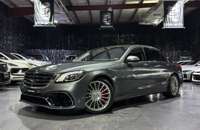 Used Mercedes-Benz S-Class AMG 63 AMG Long III (W222, C217) Facelift, 4.0 l, 2018 in UAE, Dubai by Zeus Motors, Grey color. Japanese Specs | AUTO.AE | Listing #281214