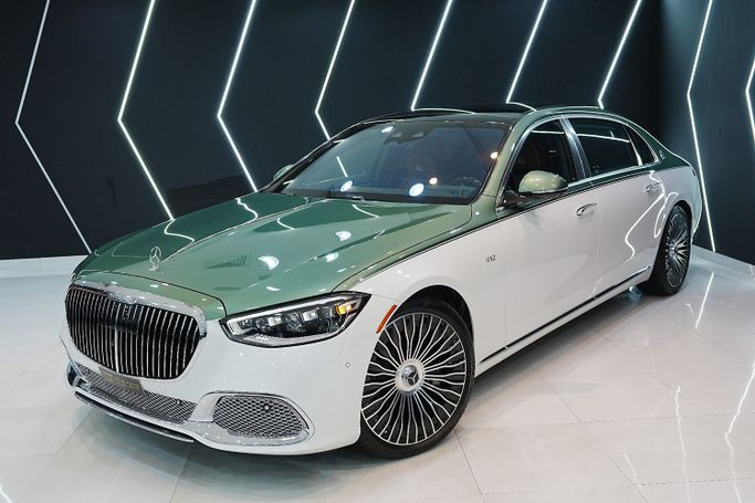 مستعملة ⁦Mercedes-Benz S-Class Maybach 680 II (Z223)، 6.0 l، 2026⁩ في في الإمارات, دبي من Sanam Cars، اللون أخضر. أخرى | AUTO.AE | إعلان #289819