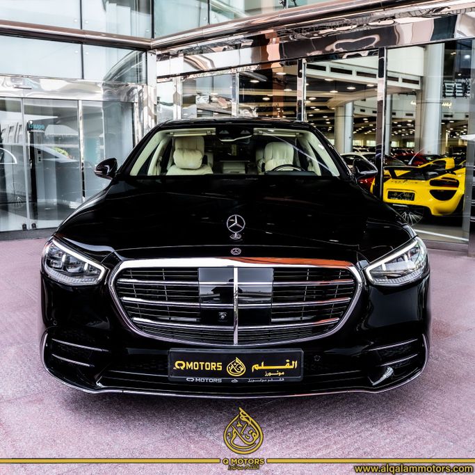 Used Mercedes-Benz S-Class 400 Long VII (W223), 2.5 l, 2024 in Dubai by Q Motors, Black color. GCC Specs | AUTO.AE