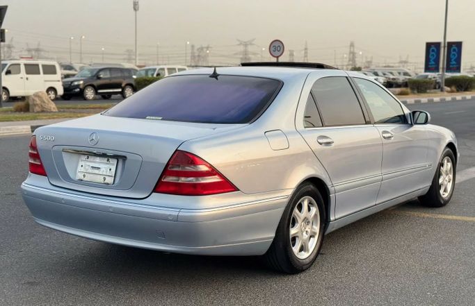 Used Mercedes-Benz S-Class 500 Long IV (W220), 5.0 l, 2002 in Dubai by Saeed Auto, White color. Japanese Specs | AUTO.AE
