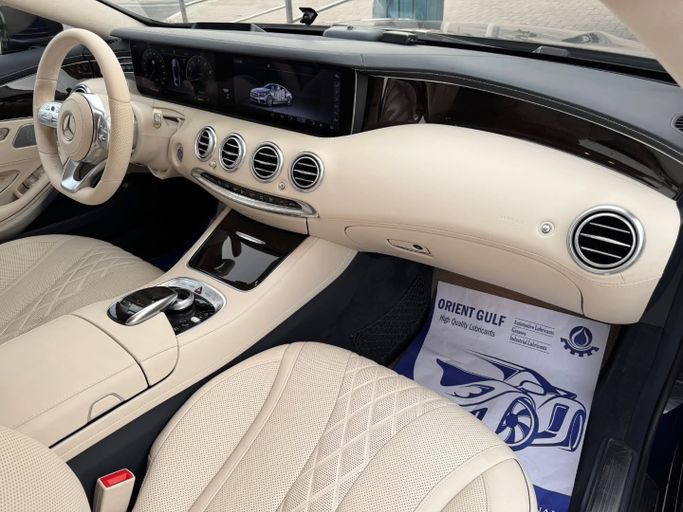 Подержанный Mercedes-Benz S-Class 560 4MATIC VI (W222, C217) Рестайлинг, 4.0 л, 2019 в Дубае от Saeed Auto Черный цвет. Японская | AUTO.AE