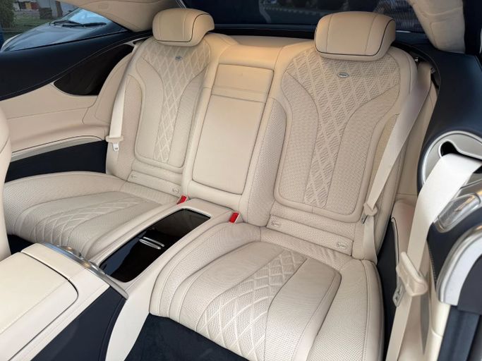 Подержанный Mercedes-Benz S-Class 560 4MATIC VI (W222, C217) Рестайлинг, 4.0 л, 2019 в Дубае от Saeed Auto Черный цвет. Японская | AUTO.AE