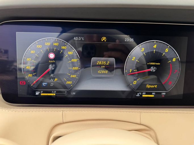 Подержанный Mercedes-Benz S-Class 560 4MATIC VI (W222, C217) Рестайлинг, 4.0 л, 2019 в Дубае от Saeed Auto Черный цвет. Японская | AUTO.AE