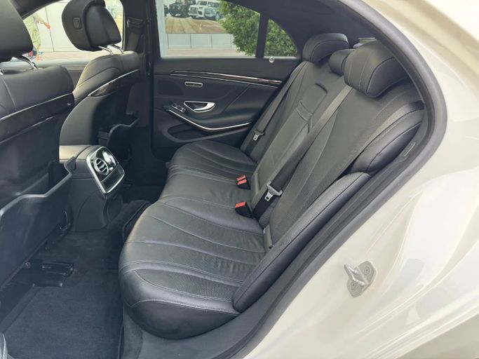 Подержанный Mercedes-Benz S-Class 400 VI (W222, C217), 3.5 л, 2015 в Дубае от Saeed Auto Белый цвет. Японская | AUTO.AE