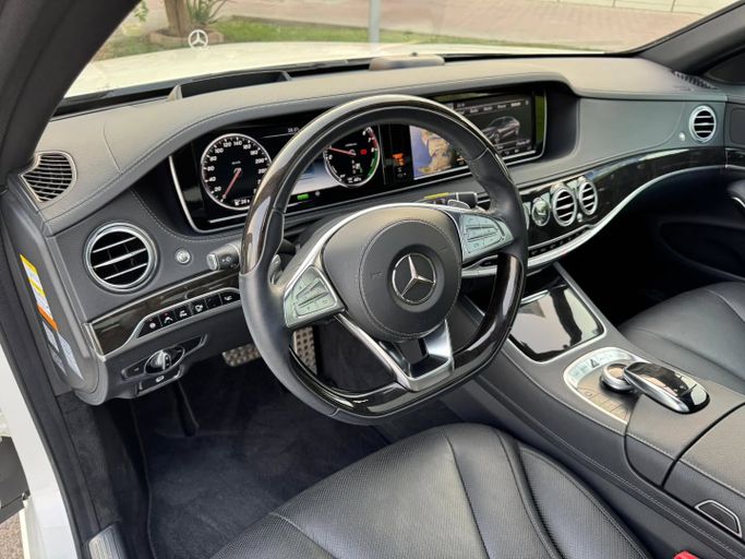 Подержанный Mercedes-Benz S-Class 400 VI (W222, C217), 3.5 л, 2015 в Дубае от Saeed Auto Белый цвет. Японская | AUTO.AE