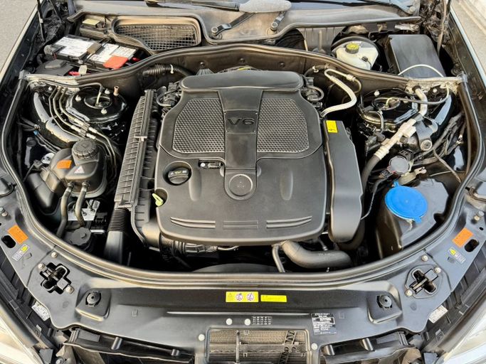 Подержанный Mercedes-Benz S-Class 350 V (W221) Рестайлинг, 3.5 л, 2012 в Дубае от Saeed Auto Черный цвет. Японская | AUTO.AE